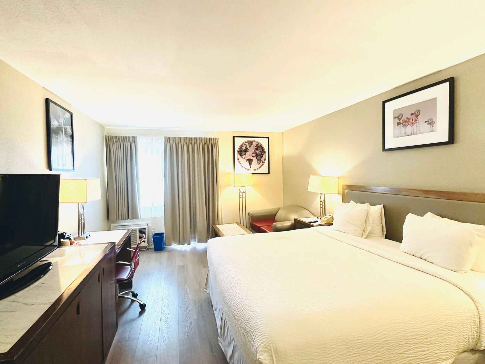 Готель Ramada Plaza By Wyndham Garden Grove/Anaheim South Екстер'єр фото
